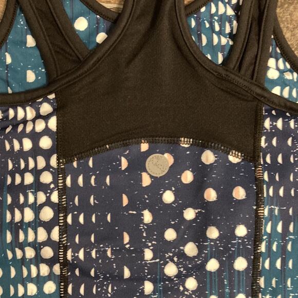 NWT Threads 4 Thought High Performance Workout Tank With Built in Shelf Bra Sz S - Picture 10 of 10